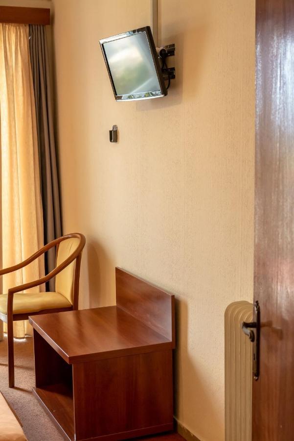 Telis Hotel Айгио Екстериор снимка